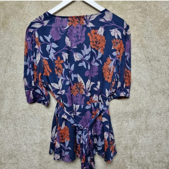 Koko Lovedrobe Chiffon Wrap Top Womens Size 20 Blue Purple Floral V Neck Lined - Picture 3 of 7